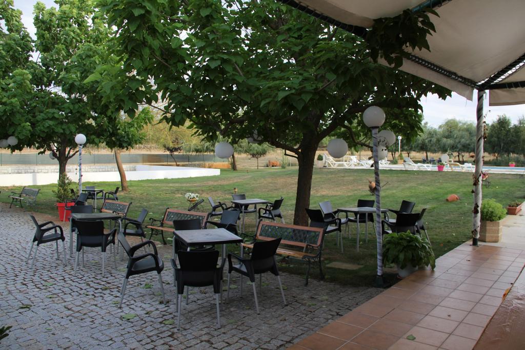 O Pelicano Panzió Alfaiates Kültér fotó