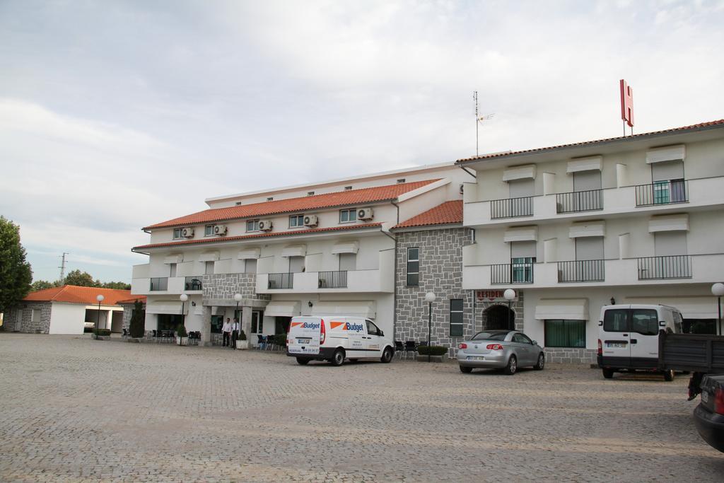 O Pelicano Panzió Alfaiates Kültér fotó